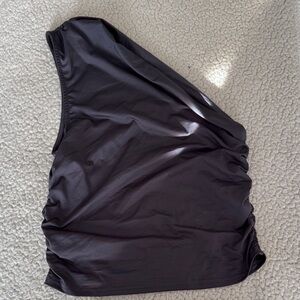 Black One-Shoulder Top